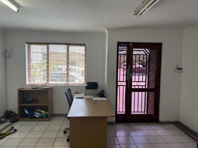 To Let commercial Property for Rent in Montague Gardens Western Cape